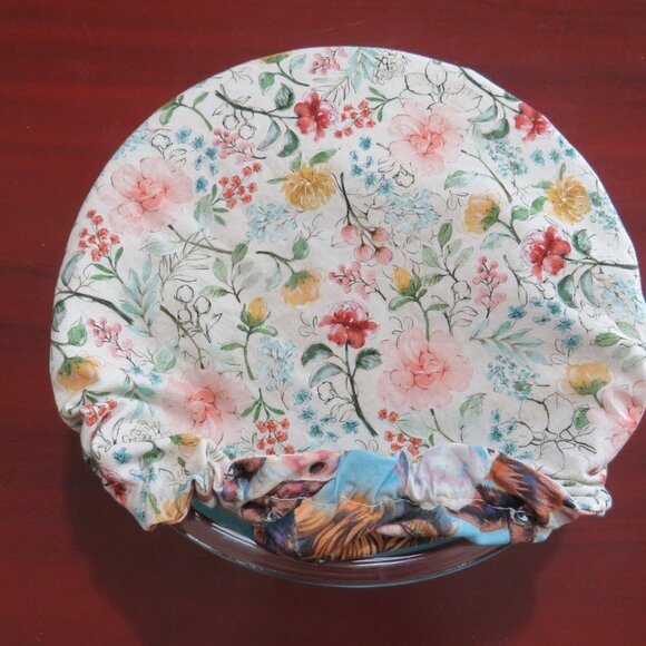 Kitchenaid Bowl Cover, Reversible Cows and Floral Bowl Cover - Picture 4 of 6